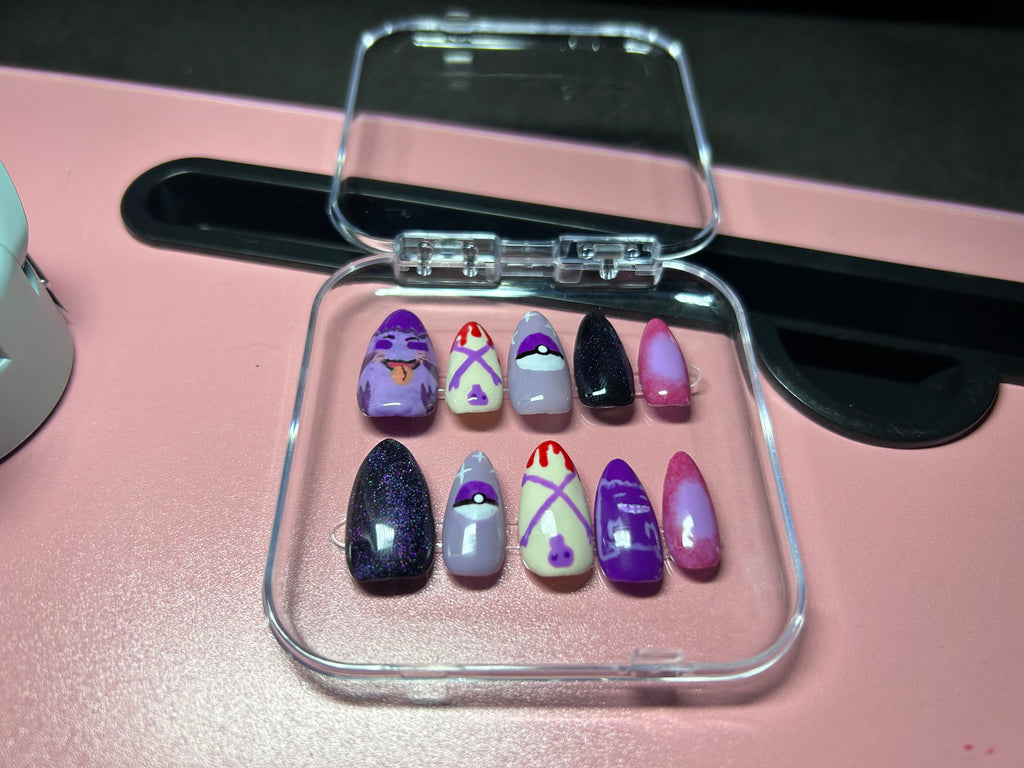 Gengar Pokémon Nails